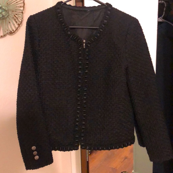 24hr SALE❄️ Black Chanel Tweed Blazer Jacket